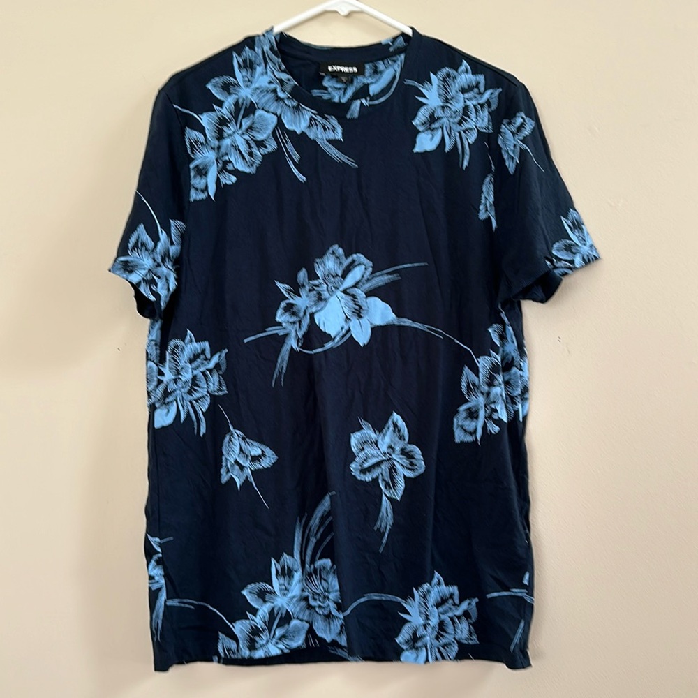 Express Tee